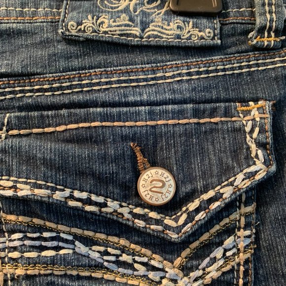 2 pairs of short shorts size 11 by Dollhouse and H2J good condition pre owned - Picture 12 of 15